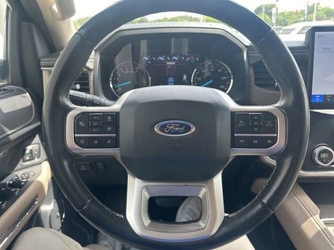 Used 2024 Ford Expedition Limited RWD image 13