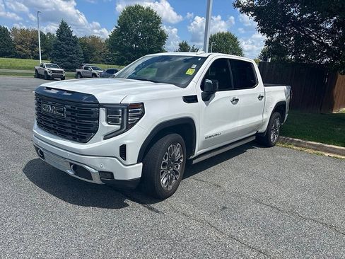 Used 2024 GMC Sierra 1500 Denali Ultimate AWD/4WD image 3