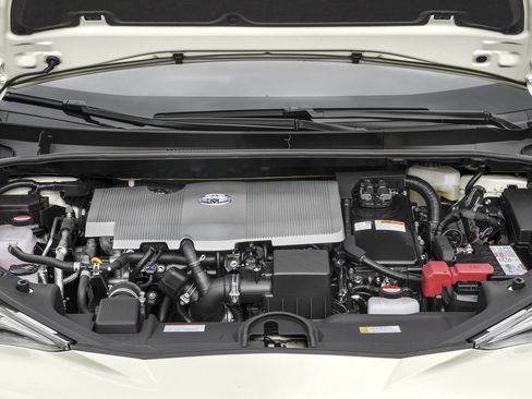 Used 2016 Toyota Prius Four Touring FWD image 41