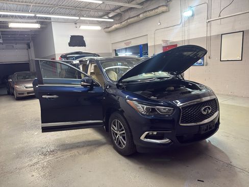 Used 2018 INFINITI QX60 Luxe w/ Premium Plus Package AWD/4WD image 9