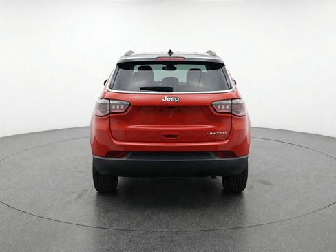 Used 2025 Jeep Compass Limited AWD/4WD image 6