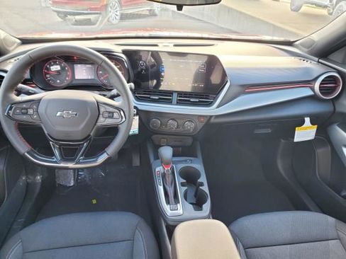 New 2026 Chevrolet Trax RS w/ Sunroof Package image 10