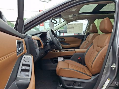 New 2026 Nissan Rogue Platinum w/ Platinum Premium Package AWD/4WD image 10