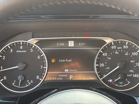 Used 2024 Nissan Pathfinder SL image 25