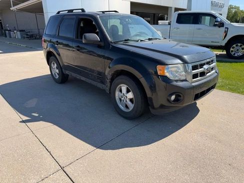 Used 2011 Ford Escape XLT w/ 201A Rapid Spec Order Code FWD image 7