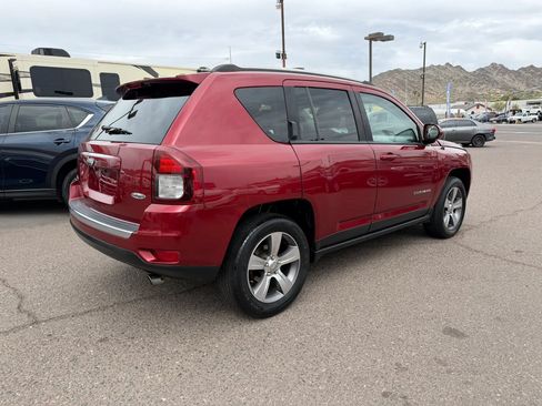 Used 2017 Jeep Compass High Altitude AWD/4WD image 5
