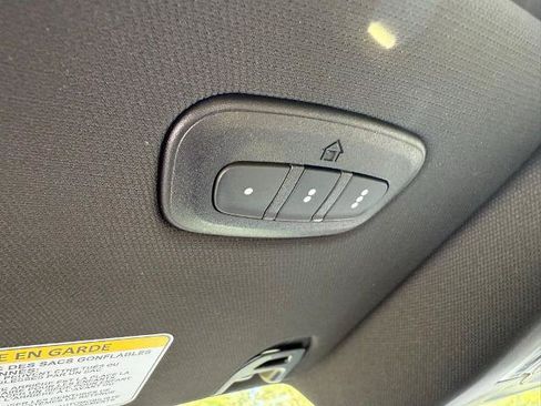Used 2026 RAM 1500 Laramie AWD/4WD image 27