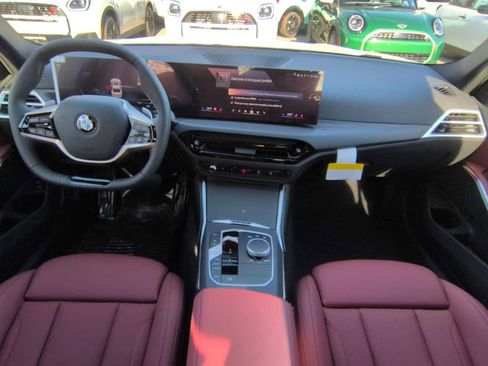 Used 2026 BMW 330i xDrive Sedan w/ Convenience Package AWD/4WD image 16