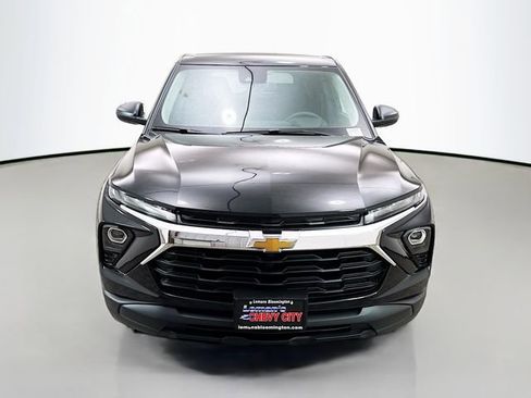 New 2026 Chevrolet TrailBlazer LS AWD/4WD image 2