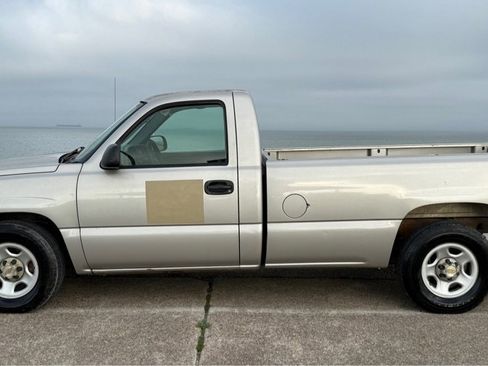 Used 2004 Chevrolet Silverado 1500 W/T image 8