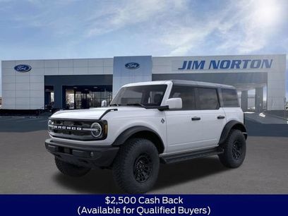 New 2026 Ford Bronco Outer Banks w/ Sasquatch Package