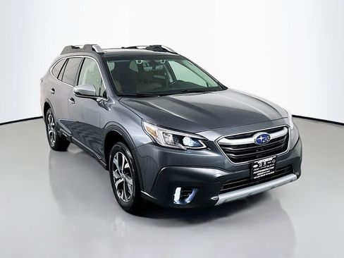 Used 2022 Subaru Outback Touring AWD/4WD image 1