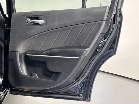 Used 2019 Dodge Charger SXT AWD/4WD image 9