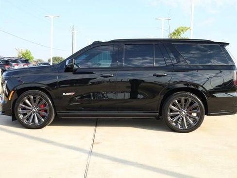 Used 2025 Cadillac Escalade V w/ LPO, Floor Liner Package image 6