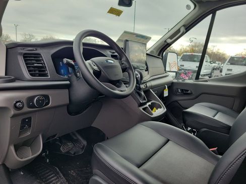 New 2026 Ford Transit 250 148 Medium Roof image 19