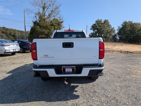 Used 2022 Chevrolet Colorado LT w/ Fleet Safety Package image 4