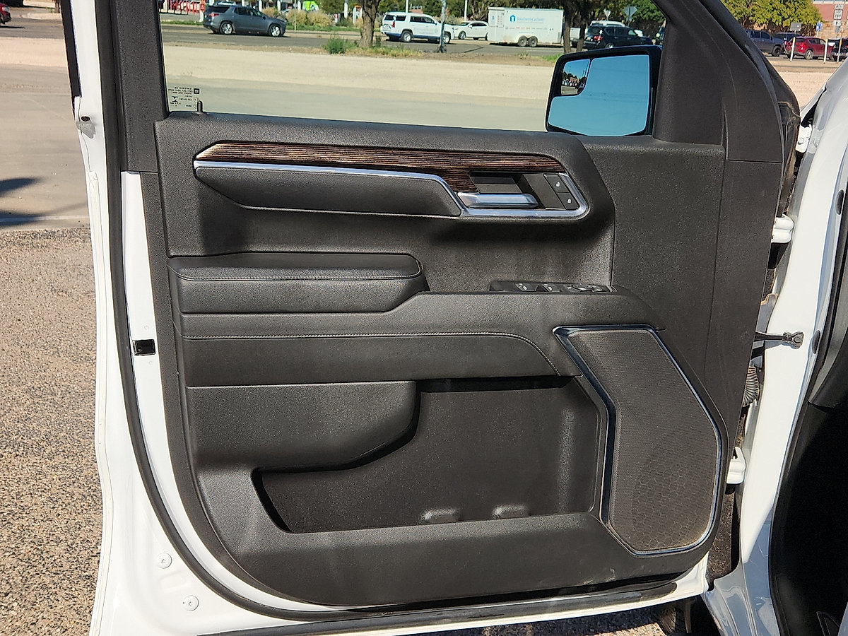 Used 2022 GMC Sierra 1500 SLE AWD/4WD image 17