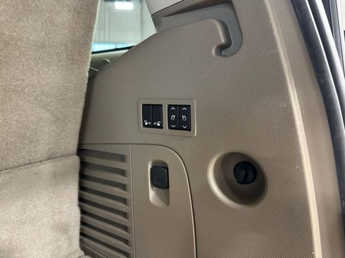 Used 2015 Chevrolet Tahoe LT w/ Luxury Package image 44