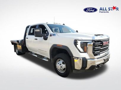 Used 2024 GMC Sierra 3500 Pro w/ Convenience Package