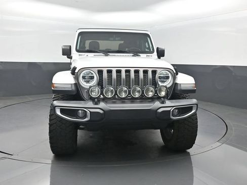Used 2020 Jeep Gladiator Overland AWD/4WD image 36