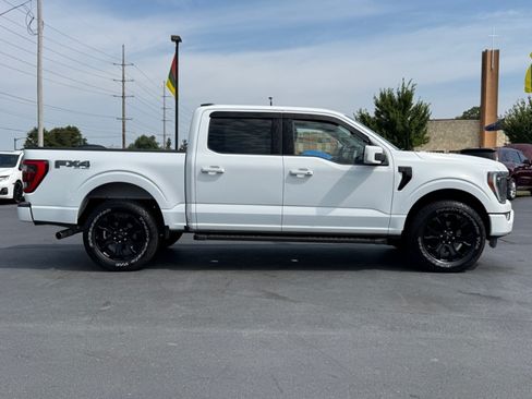 Used 2022 Ford F150 Lariat w/ Equipment Group 502A High AWD/4WD image 9