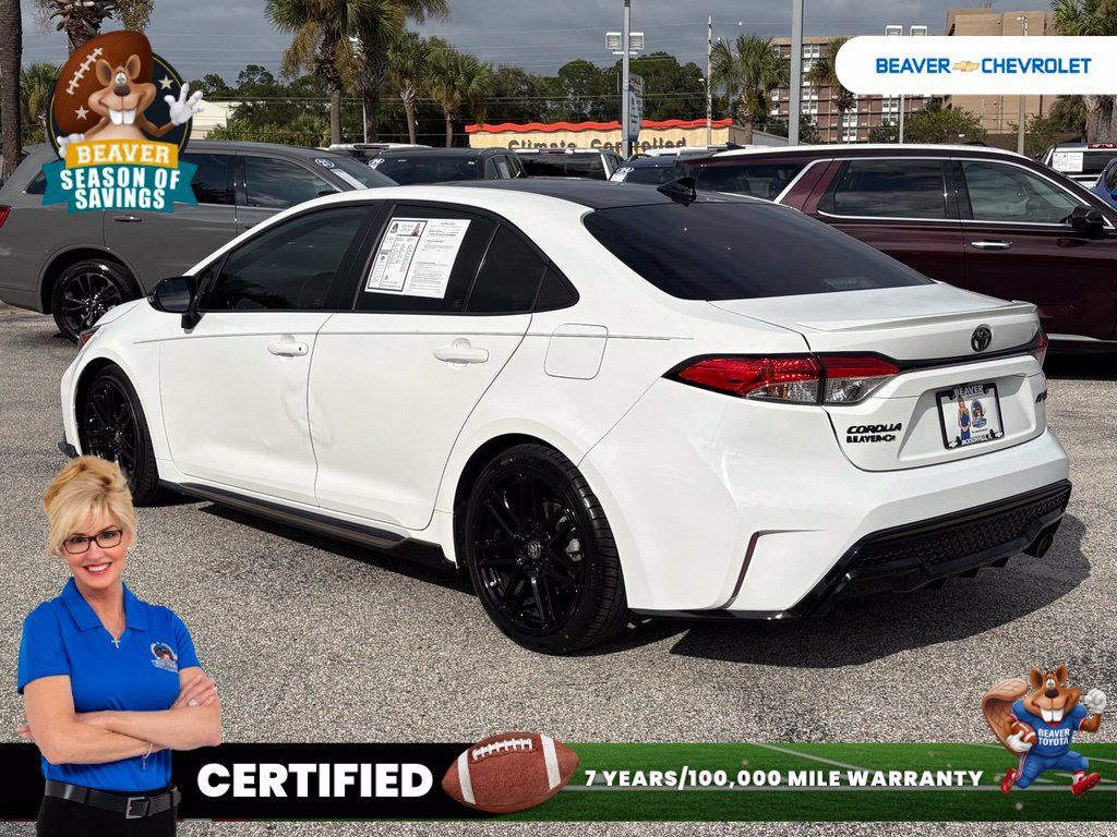 Used 2021 Toyota Corolla SE FWD image 5
