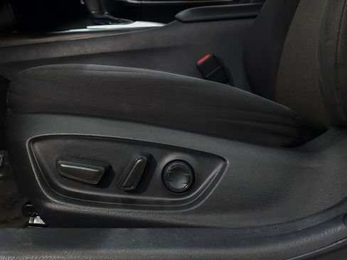 Used 2021 Toyota Camry LE image 35