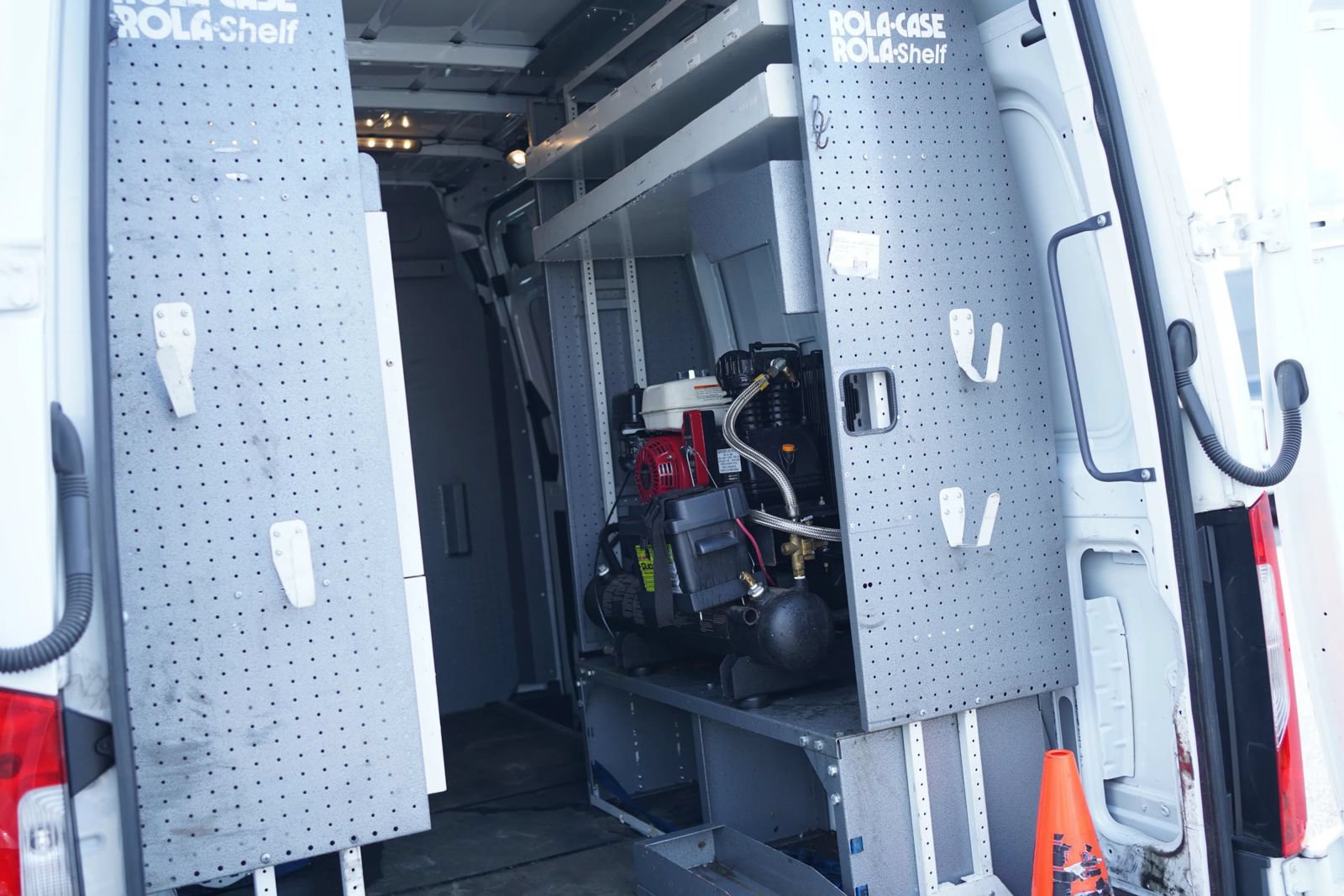Used 2021 Freightliner Sprinter 2500 RWD image 12