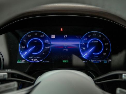 Used 2023 Mercedes-Benz EQS 580 4MATIC SUV image 16