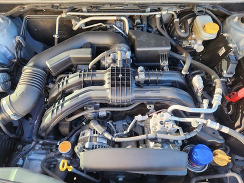 Used 2018 Subaru Crosstrek 2.0i Limited image 19