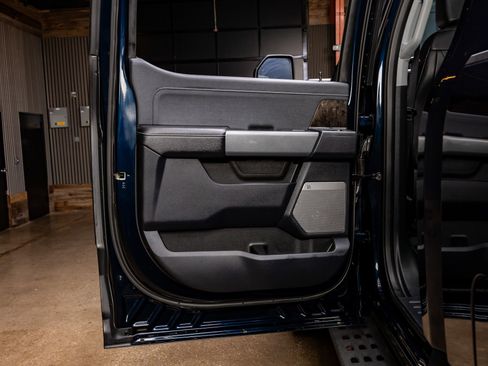 Used 2023 Ford F250 Lariat image 38