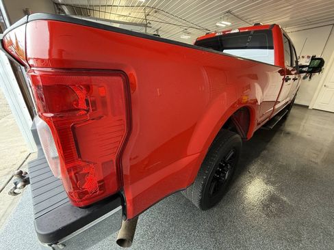 Used 2022 Ford F250 XL w/ Power Equipment Group AWD/4WD image 9