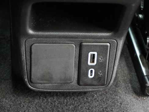Used 2023 Buick Encore GX Preferred w/ Cold Weather Comfort Package AWD/4WD image 34