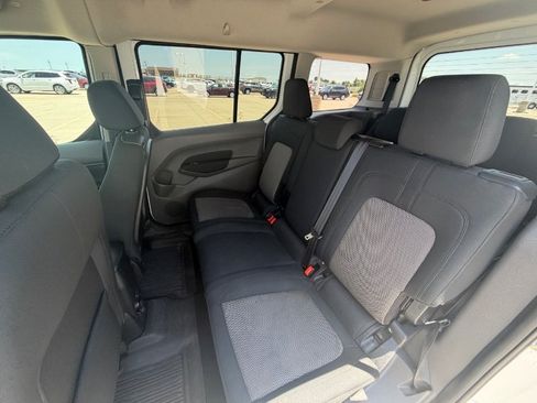 Used 2019 Ford Transit Connect XL FWD image 12