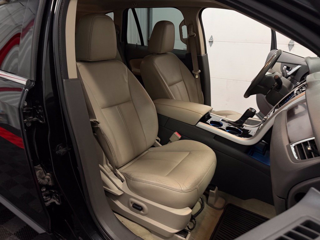 Used 2011 Ford Edge Limited w/ 302A Rapid Spec Order Code AWD/4WD image 49
