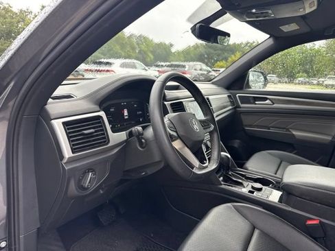 Used 2022 Volkswagen Atlas Cross Sport SE AWD/4WD image 14