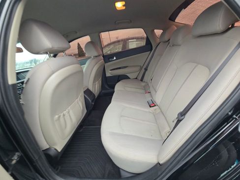 Used 2018 Kia Optima LX w/ 17" Alloy Wheels Package image 13