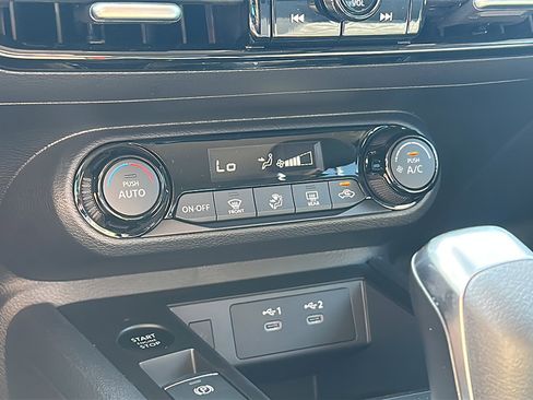 New 2026 Nissan Kicks SV w/ Charging Package image 23