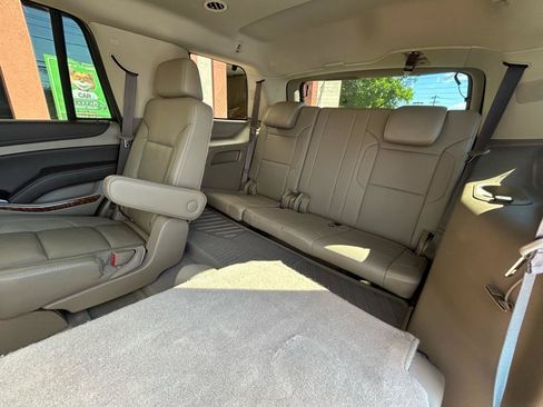 Used 2019 Chevrolet Tahoe Premier AWD/4WD image 19
