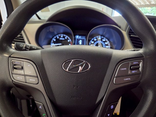 Used 2017 Hyundai Santa Fe Sport FWD image 27