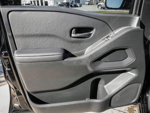 Used 2026 Nissan Frontier S image 14