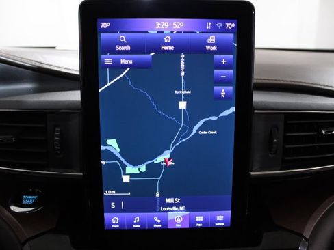 Used 2022 Ford Explorer King Ranch w/ Technology Package image 4