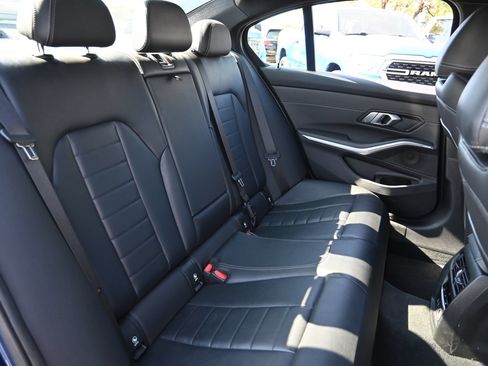 Used 2020 BMW 330i xDrive Sedan AWD/4WD image 24