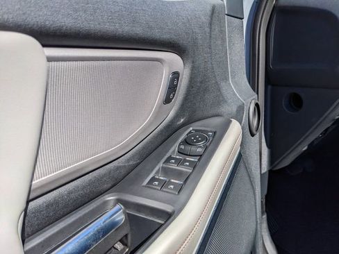 Certified 2025 Ford Expedition Active image 23