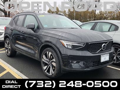 Used 2023 Volvo XC40 B5 Plus w/ Climate Package