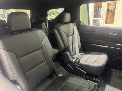 New 2026 Chevrolet Traverse LT w/ Sun and Wheel Package image 8