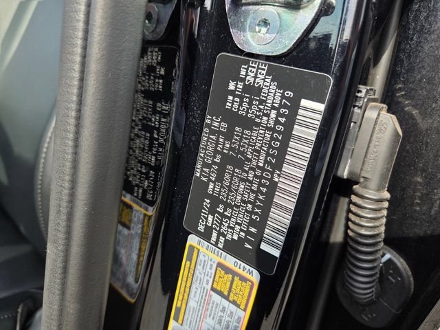 Used 2025 Kia Sportage SX FWD image 16