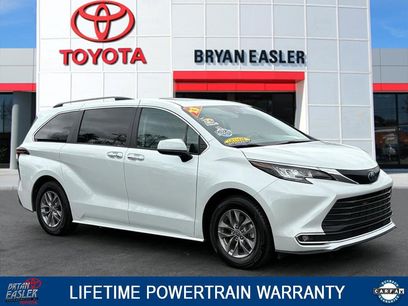 Used 2023 Toyota Sienna XLE