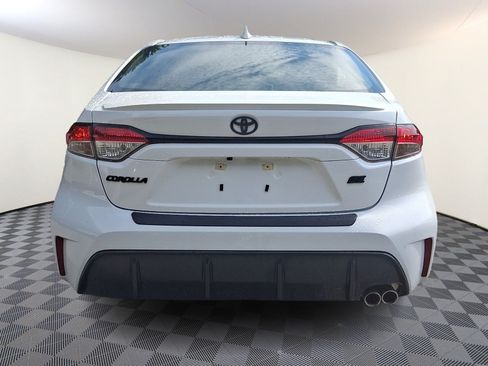 Certified 2024 Toyota Corolla SE FWD image 5