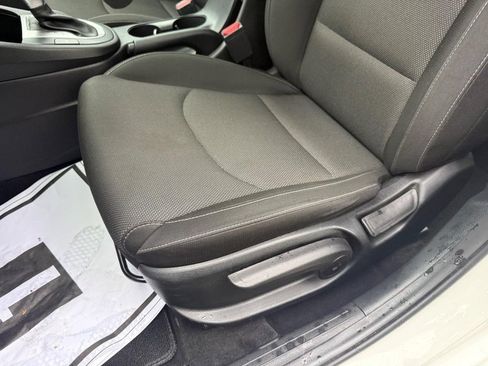 Used 2023 Kia Forte LXS w/ LXS Technology Package FWD image 27